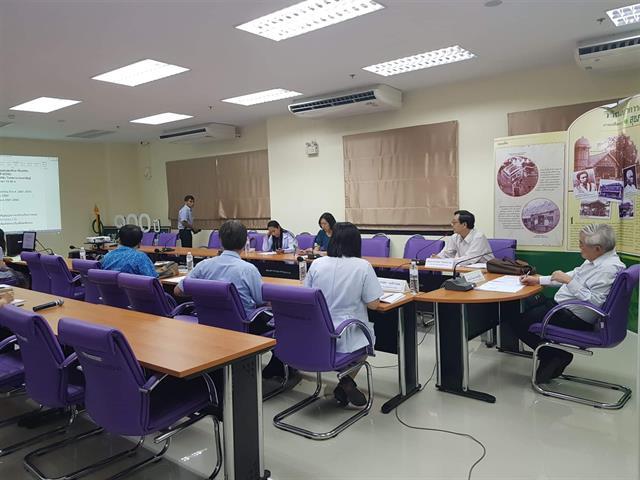 คณบดีคณะแพทยศาสตร์,เล็งเห็นถึงความสำคัญของหลักสูตรแพทยศาสตร์,จึงได้เข้าร่วมประชุมศูนย์แพทยศาสตร์โรงพยาบาลนครพิงค์