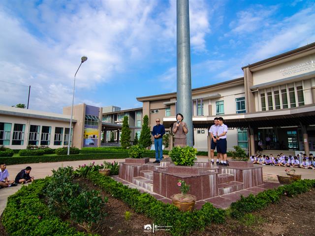 โรงเรียนสาธิตม.พะเยา,ร่วมต้อนรับผู้ดำรงตำแหน่งรักษาการแทนผู้อำนวยการโรงเรียนสาธิตฯ,ท่านใหม่