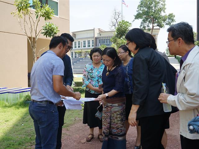อธิการบดีมหาวิทยาลัยพะเยาเข้าเยี่ยมชมและติดตามการดำเนินงานของโรงเรียนสาธิตม.พะเยา