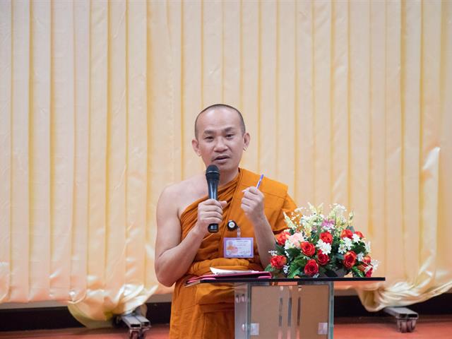 คณะศิลปศาสตร์,ให้การต้อนรับพระนิสิตบรรพชิต,และนิสิตคฤหัสถ์,วิทยาลัยสงฆ์นครลำปาง