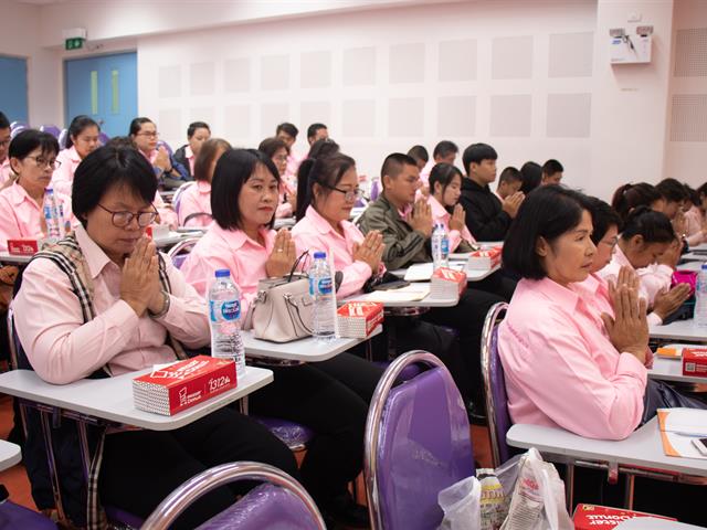 คณะศิลปศาสตร์,ให้การต้อนรับพระนิสิตบรรพชิต,และนิสิตคฤหัสถ์,วิทยาลัยสงฆ์นครลำปาง