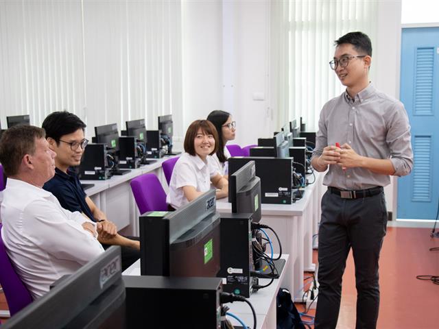 ศูนย์ภาษา,ร่วมกับ,หน่วยบริการวิชาการ,คณะศิลปศาสตร์,จัดโครงการ,,“ภาษาไทยสำหรับชาวต่างชาติ”