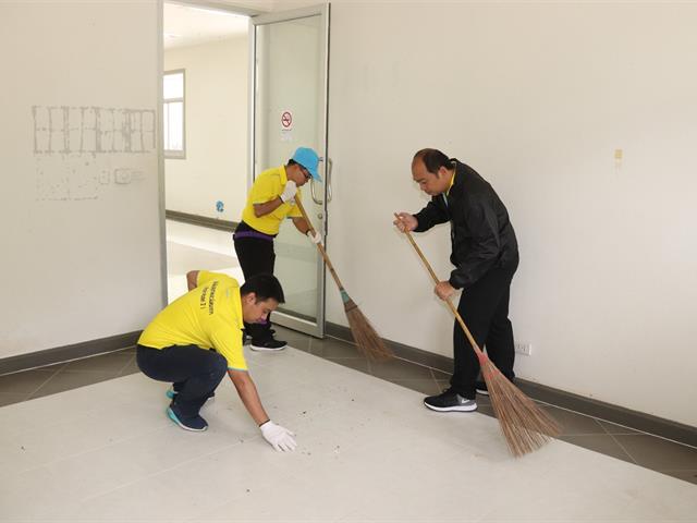 กองกิจการนิสิต,จัดโครงการ,"สร้างจิตอาสาด้วยหัวใจบริการ"
