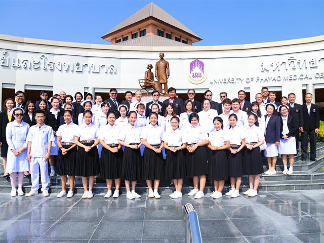 ศูนย์การแพทย์ฯ,ร่วมกับกลุ่มคณะวิชาวิทยาศาสตร์สุขภาพ,จัดพิธีวางพวงมาลาถวายราชสักการะ,เนื่องในวันมหิดล,ประจำปี,2562