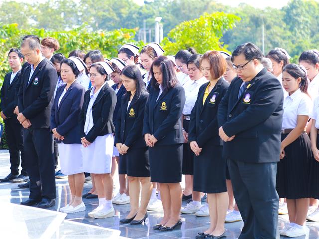 ศูนย์การแพทย์ฯ,ร่วมกับกลุ่มคณะวิชาวิทยาศาสตร์สุขภาพ,จัดพิธีวางพวงมาลาถวายราชสักการะ,เนื่องในวันมหิดล,ประจำปี,2562