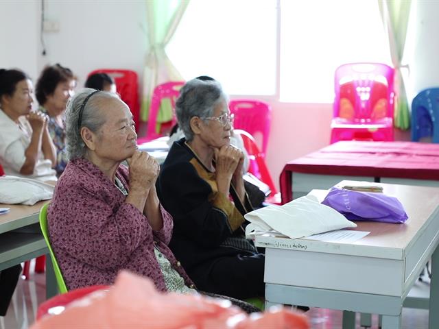 คณะทันตแพทยศาสตร์,มหาวิทยาลัยพะเยา,จัดโครงการเพื่อเสริมสร้างสุขภาพช่องปากแก่ผู้สูงอายุ
