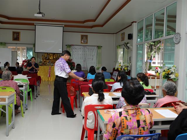 คณะทันตแพทยศาสตร์,มหาวิทยาลัยพะเยา,จัดโครงการเพื่อเสริมสร้างสุขภาพช่องปากแก่ผู้สูงอายุ
