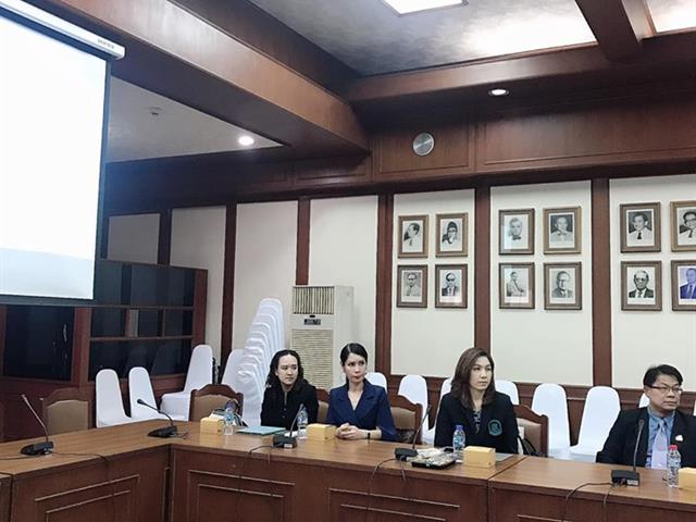 การประชุมเพื่อสร้างความร่วมมือทางการศึกษาระหว่างคณะเภสัชศาสตร์,มหาวิทยาลัยพะเยา,และ,คณะเภสัชศาสตร์,จาก,Universitas,Airlangga