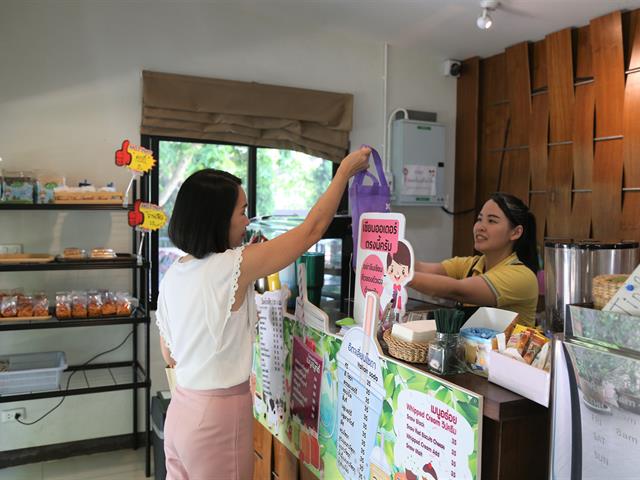 ร้านกาแฟ,ม.พะเยา,นำร่องลดใช้พลาสติกในมหาวิทยาลัย
