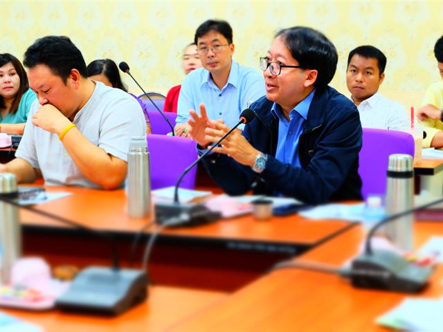 กองบริหารงานวิจัย,จัดประชุมการเขียนข้อเสนอโครงการ,1,คณะ,1,โมเดล,สร้างความเข้มแข็งและกำหนดแนวทางให้นักวิจัย,16,คณะ,2,วิทยาลัย,ณ,ห้องประชุมชูชาติ,,กีฬาแปง,มหาวิทยาลัยพะเยา