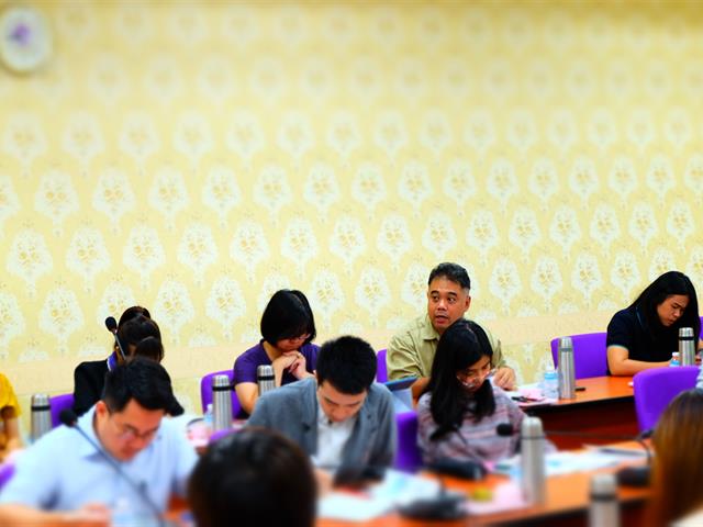 กองบริหารงานวิจัย,จัดประชุมการเขียนข้อเสนอโครงการ,1,คณะ,1,โมเดล,สร้างความเข้มแข็งและกำหนดแนวทางให้นักวิจัย,16,คณะ,2,วิทยาลัย,ณ,ห้องประชุมชูชาติ,,กีฬาแปง,มหาวิทยาลัยพะเยา