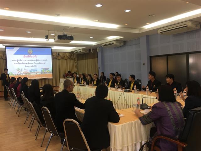 โรงเรียนสาธิตม.พะเยา,เข้าศึกษาดูงาน,ณ,โรงเรียนมัธยมสาธิตมหาวิทยาลัยนเรศวร,,โรงเรียนสาธิตมหาวิทยาลัยราชภัฏพิบูลสงคราม,และ,โรงเรียนจุฬาภรณราชวิทยาลัย,จังหวัดพิษณุโลก