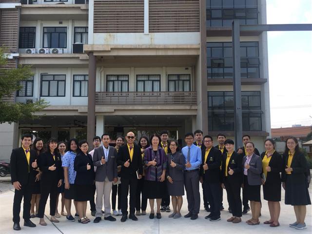 โรงเรียนสาธิตม.พะเยา,เข้าศึกษาดูงาน,ณ,โรงเรียนมัธยมสาธิตมหาวิทยาลัยนเรศวร,,โรงเรียนสาธิตมหาวิทยาลัยราชภัฏพิบูลสงคราม,และ,โรงเรียนจุฬาภรณราชวิทยาลัย,จังหวัดพิษณุโลก