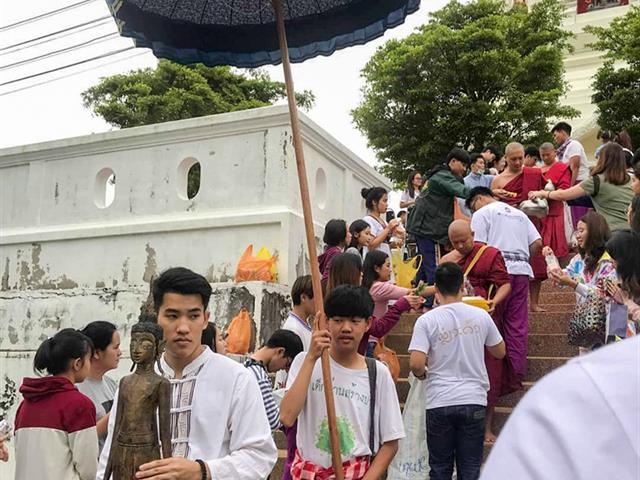 คณะรัฐศาสตร์และสังคมศาสตร์,มหาวิทยาลัยพะเยา,ร่วมประเพณีตักบาตรเทโวโรหณะ,เนื่องในวันมหาปวารณาออกพรรษา,ประจำปี,2562