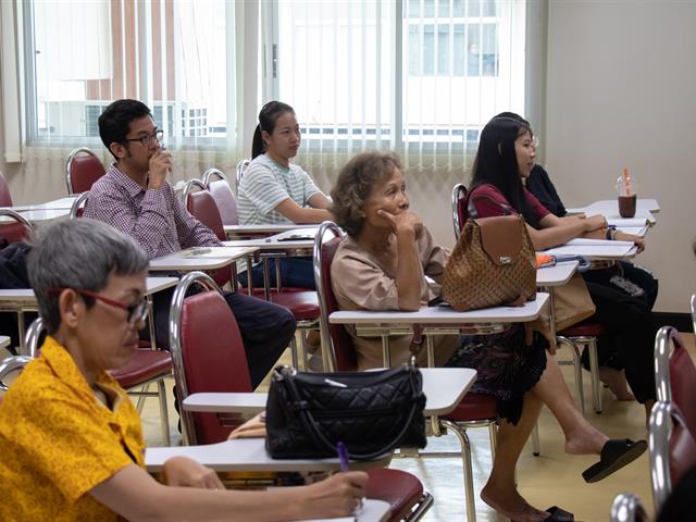 ศูนย์ภาษาคณะศิลปศาสตร์,ร่วมกับ,ชมรมนิสิตกัมพูชา,จัดโครงการ,“อบรมภาษากัมพูชาเบื้องต้น”