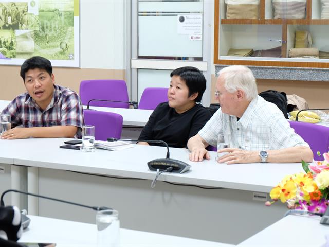 อาจารย์คณะวิทยาศาสตร์,เข้าร่วมแลกเปลี่ยนเรียนรู้งานวิจัยกับทางด้านสาขาวิชาเคมี,กับ,Prof.Dr.Gary,Christian,Editors,in,Chief,,Talanta,University,of,Washington,USA,และ,Dr.Woi,pei,meng,,,University,of,Malaya
