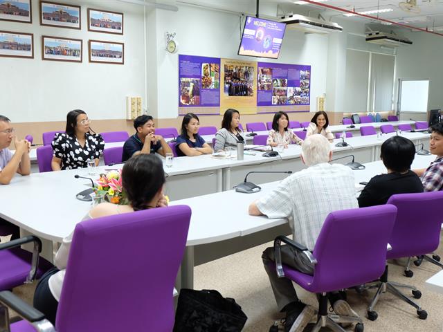 อาจารย์คณะวิทยาศาสตร์,เข้าร่วมแลกเปลี่ยนเรียนรู้งานวิจัยกับทางด้านสาขาวิชาเคมี,กับ,Prof.Dr.Gary,Christian,Editors,in,Chief,,Talanta,University,of,Washington,USA,และ,Dr.Woi,pei,meng,,,University,of,Malaya