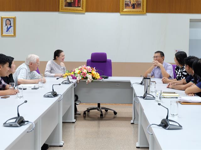 อาจารย์คณะวิทยาศาสตร์,เข้าร่วมแลกเปลี่ยนเรียนรู้งานวิจัยกับทางด้านสาขาวิชาเคมี,กับ,Prof.Dr.Gary,Christian,Editors,in,Chief,,Talanta,University,of,Washington,USA,และ,Dr.Woi,pei,meng,,,University,of,Malaya