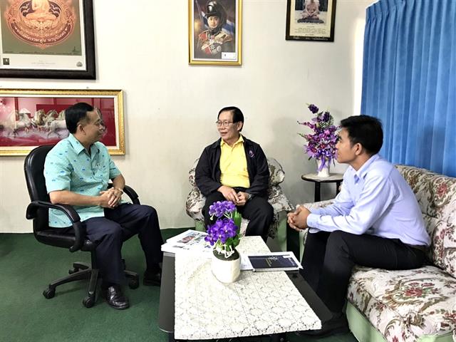 คณะวิทยาศาสตร์,เข้าพบท่านจุฬาสินี,โรจนคุณกำจร,นายกเทศมนตรีเมืองพะเยา