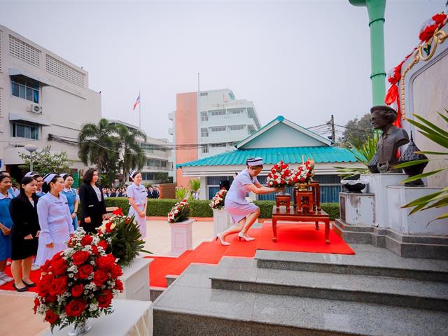 คณะพยาบาลศาสตร์,ม.พะเยา,ร่วมพิธีถวายเครื่องราชสักการะสมเด็จพระศรีนครินทราบรมราชชนนี,เนื่องในวันพยาบาลแห่งชาติ,21,ตุลาคม,ณ,วิทยาลัยพยาบาลบรมราชชนนี,พะเยา