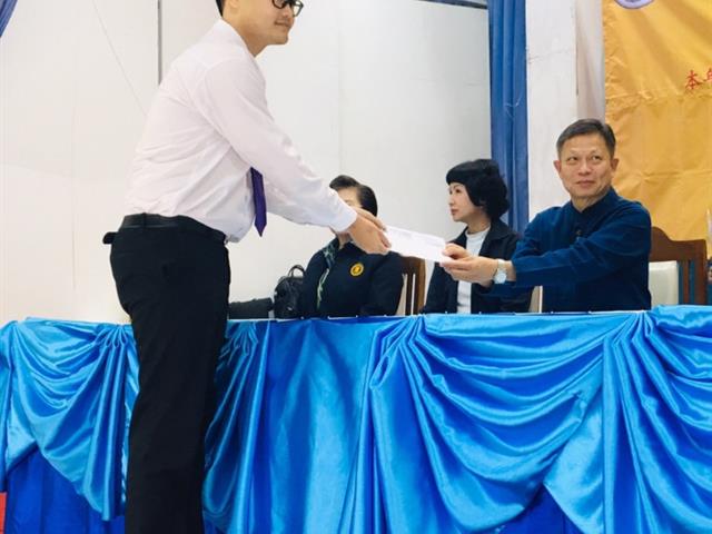 หัวหน้างานทุนการศึกษา,นำนิสิตมหาวิทยาลัยพะเยา,เข้าร่วมพิธีมอบทุนการศึกษาปีสุดท้าย(ทุนสัญจร),แก่นิสิต,นักศึกษา,ประจำปี,2562