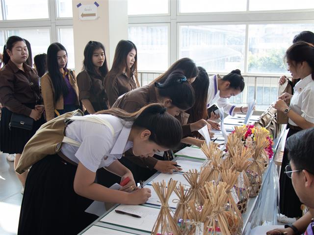 สาขาวิชาภาษาไทย,คณะศิลปศาสตร์,จัดโครงการ,“เพชรภาษาไทย”