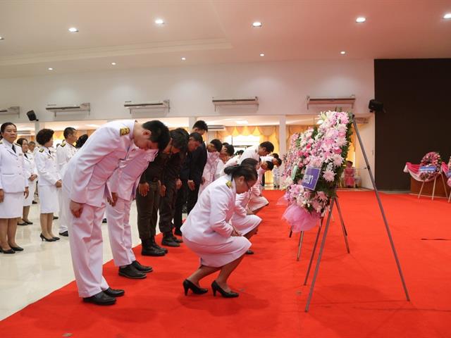มหาวิทยาลัยพะเยาเข้าร่วมพิธีบำเพ็ญกุศล,วางพวงมาลาและถวายบังคม,น้อมรำลึกในพระมหากรุณาธิคุณ,เนื่องในวันปิยมหาราช,ประจำปี,2562