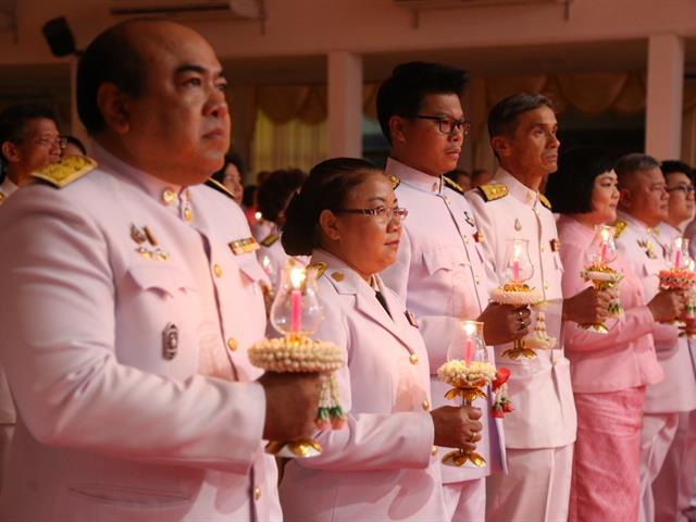 มหาวิทยาลัยพะเยา,ร่วมพิธี,จุดเทียนเพื่อน้อมรำลึก,ในหลวงรัชกาลที่,5,