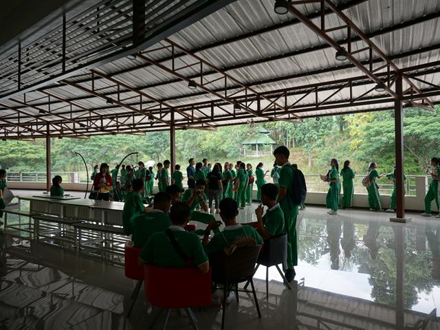 ศูนย์บรรณสารและการเรียนรู้,ต้อนรับคณะศึกษาดูงาน,จากโรงเรียนฮอดพิทยาคม,จังหวัดเชียงใหม่