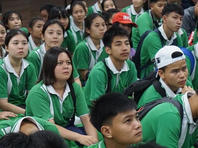 ศูนย์บรรณสารและการเรียนรู้,ต้อนรับคณะศึกษาดูงาน,จากโรงเรียนฮอดพิทยาคม,จังหวัดเชียงใหม่