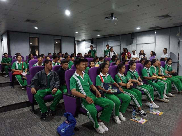 ศูนย์บรรณสารและการเรียนรู้,ต้อนรับคณะศึกษาดูงาน,จากโรงเรียนฮอดพิทยาคม,จังหวัดเชียงใหม่