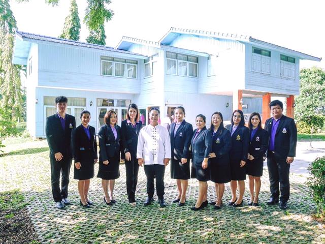 รองคณบดีฝ่ายคุณภาพนิสิตและวิรัชกิจคณะเภสัชศาสตร์,บุคลากรมหาวิทยาลัยพะเยา,เข้าร่วมในพิธีวันคล้ายวันพระราชสมภพสมเด็จพระศรีนครินทราบรมราชชนนี
