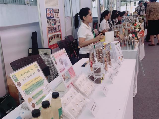 กองบริหารงานวิจัย,เข้าร่วมการจัดงาน,"60,ปี,พัฒนาไทย,ด้วยวิจัยและนวัตกรรม"