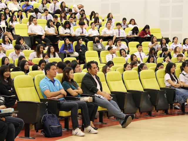 คณะวิทยาการจัดการและสารสนเทศศาสตร์,จัดโครงการปฐมนิเทศนิสิตฝึกงานและปัจฉิมนิสิต,เพื่อเตรียมความพร้อมให้กับนิสิตชั้นปีที่,4