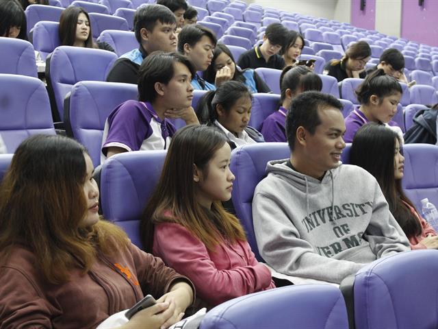 คณะวิทยาการจัดการและสารสนเทศศาสตร์,ร่วมกับสาขาวิชาการเงินและการธนาคาร,จัดอบรมการวางแผนทางการเงินสำหรับนิสิตชั้นปีที่,3,และ,4,