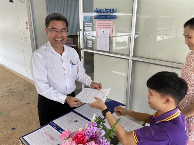 พนักงาน,คณะสหเวชศาสตร์,ร่วมเสนอชื่อ,ผู้สมควรดำรงตำแหน่ง,นายก,และ,กรรมการผู้ทรงคุณวุฒิ,สภามหาวิทยาลัยพะเยา,ชุดใหม่,(School,of,Allied,Health,Sciences’,officers,nominate,president,and,expert,committee,members,for,a,new,term,of,University,of,Phayao,Council)