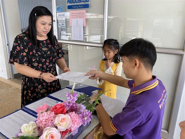 พนักงาน,คณะสหเวชศาสตร์,ร่วมเสนอชื่อ,ผู้สมควรดำรงตำแหน่ง,นายก,และ,กรรมการผู้ทรงคุณวุฒิ,สภามหาวิทยาลัยพะเยา,ชุดใหม่,(School,of,Allied,Health,Sciences’,officers,nominate,president,and,expert,committee,members,for,a,new,term,of,University,of,Phayao,Council)