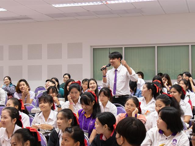 สาขาวิชาภาษาจีน,คณะศิลปศาสตร์,จัดโครงการ,“เรียนรู้แลกเปลี่ยนภาษาและวัฒนธรรมจีน”