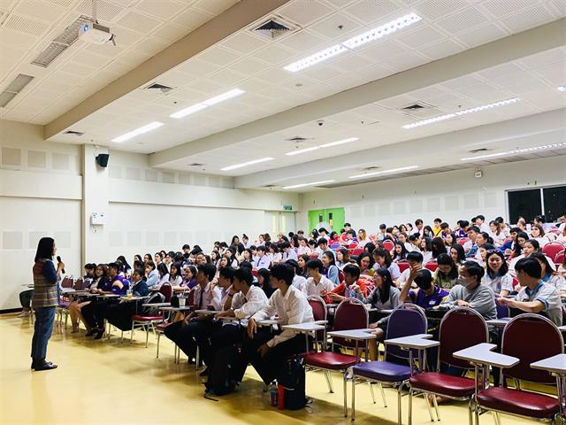 คณะศิลปศาสตร์,จัดโครงการสหกิจศึกษา,กิจกรรมที่,4,การอบรมเพื่อพัฒนาทักษะการทำงานในสถานประกอบการของนิสิต