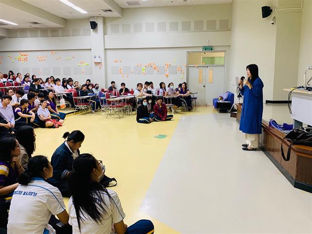 คณะศิลปศาสตร์,จัดโครงการสหกิจศึกษา,กิจกรรมที่,4,การอบรมเพื่อพัฒนาทักษะการทำงานในสถานประกอบการของนิสิต