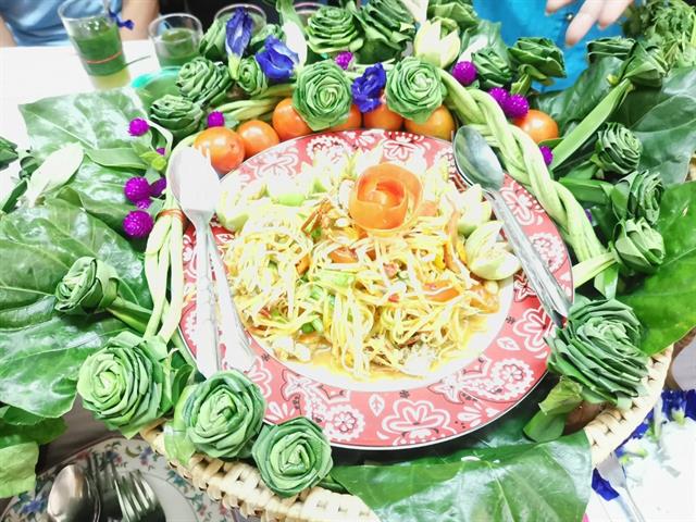 กองบริหารงานวิจัย,พร้อมด้วยคณะกรรมการพัฒนาคุณภาพสู่ความสำเร็จ,(MAI),,ได้ลงพื้นที่ติดตามความก้าวหน้าโครงการ,1,คณะ,1,Signature,ประจำปีงบประมาณ,2562,(ชม,ช่วย,เชียร์),คณะพยาบาลศาสตร์
