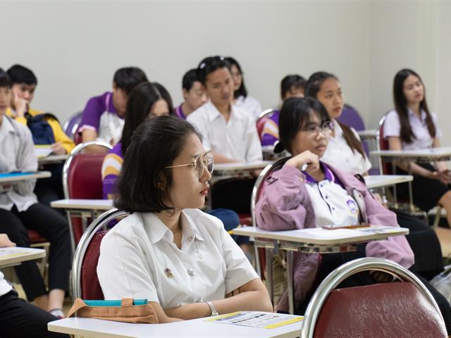 สาขาวิชาภาษาญี่ปุ่น,คณะศิลปศาสตร์,ให้การต้อนรับศูนย์พัฒนาการด้านสุขภาพแบบองค์รวม,,มหาวิทยาลัยฟาร์อีสเทอร์น,และร่วมโครงการ,“ประกาศนียบัตร,ดูแลผู้สูงอายุ,420,ชั่วโมง”