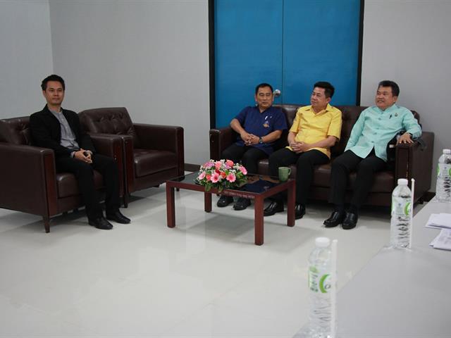 การประชุมชี้แจงแบบสำรวจข้อมูลเศรษฐกิจ,สังคมด้วยการศึกษาข้อมูลอย่างเป็นระบบ,เพื่อจัดทำแผนพัฒนาหมู่บ้านฯ,ในพื้นที่เป้าหมายการขยายผลโครงการร้อยใจรักษ์,ตามแผนปฏิบัติการด้านการแก้ไขปัญหายาเสพติดชายแดนภาคเหนือแบบเบ็ดเสร็จ(2562-2565)