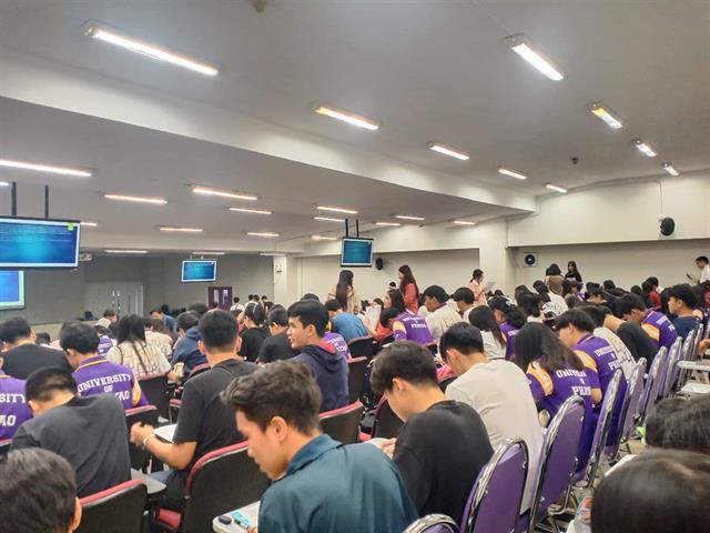 คณะนิติศาสตร์ได้จัดทำโครงการพัฒนาศักยภาพการเรียนรู้ของนิสิตให้อยู่และเรียนอย่างมีความสุข