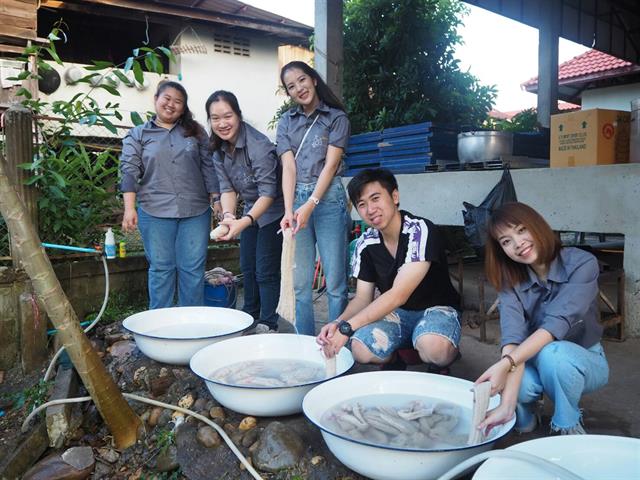 คณะวิทยาศาสตร์,ดำเนินโครงการองค์ความรู้จากการวิจัยสู่การเป็นหมู่บ้านต้นแบบทางวิทยาศาสตร์และเทคโนโลยี