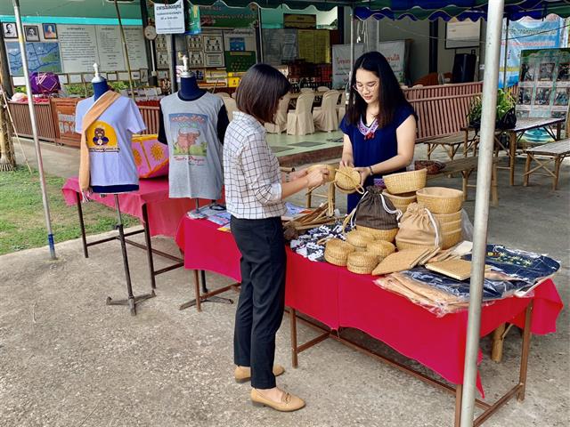 นักวิจัย,คณะวิทยาการจัดการและสารสนเทศศาสตร์,มหาวิทยาลัยพะเยา,ต้อนรับผู้ทรงคุณวุฒิจากเครือข่ายบริหารการวิจัยภาคเหนือตอนบน,