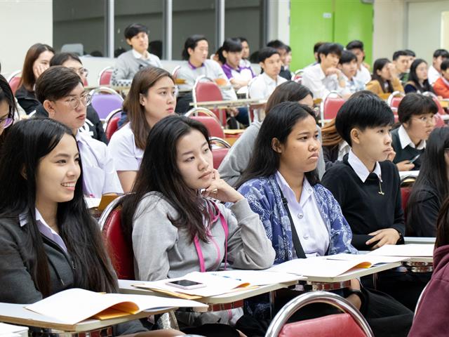 สาขาวิชาภาษาอังกฤษ,คณะศิลปศาสตร์,จัดโครงการปฐมนิเทศและปัจฉิมนิเทศนิสิตฝึกงานและสหกิจศึกษา