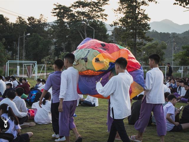 โรงเรียนสาธิตม.พะเยา,จัดกิจกรรมยี่เป็งรำลึกเพื่ออนุรักษ์วัฒนธรรมลอยกระทง,ประจำปี,2562
