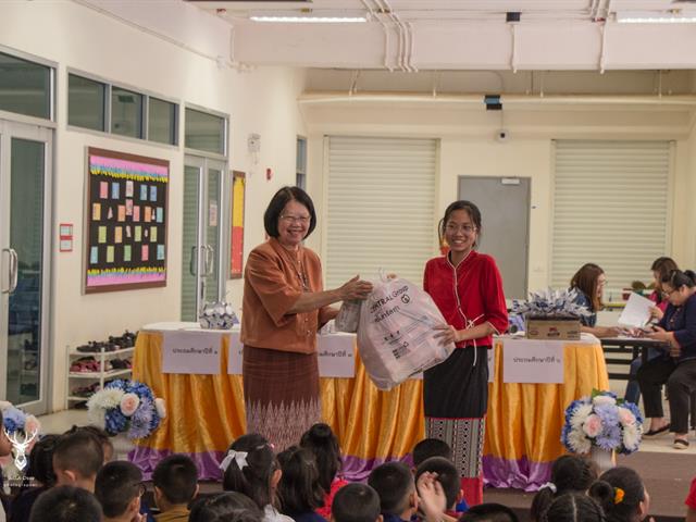 โรงเรียนสาธิตม.พะเยา,จัดกิจกรรมยี่เป็งรำลึกเพื่ออนุรักษ์วัฒนธรรมลอยกระทง,ประจำปี,2562