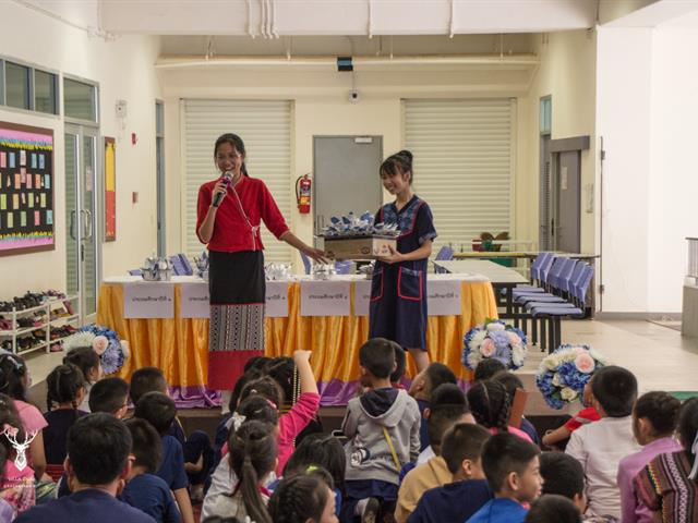 โรงเรียนสาธิตม.พะเยา,จัดกิจกรรมยี่เป็งรำลึกเพื่ออนุรักษ์วัฒนธรรมลอยกระทง,ประจำปี,2562